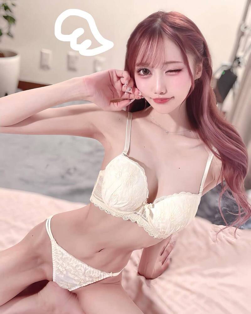 「最强地雷妆辣妹」斋藤亚美里闪电引退 全身瘦到皮包骨！粉丝超担忧