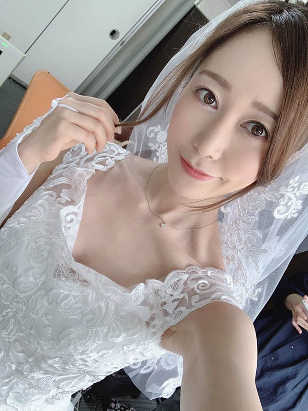 最红的就是她!在DMM被查询最多次的女优是?