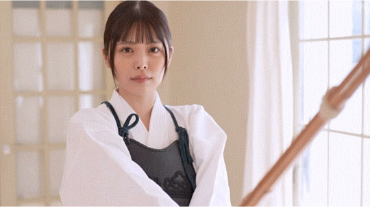 F罩杯极细腰的武士道女孩!AV界的Super Star诞生了!