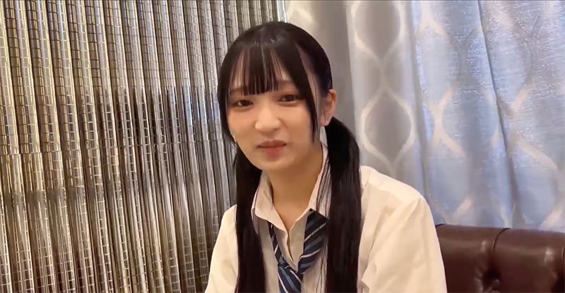 什么?那位才刚满18岁、外型中性私下风骚的美少女其实无码一大堆! ...