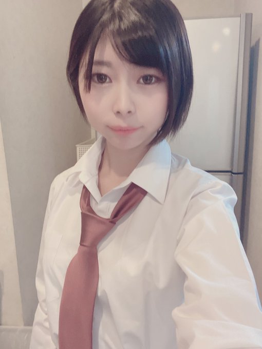 娇小藏料!147公分C罩杯拉面店员“浜边小鸟”AV出道!