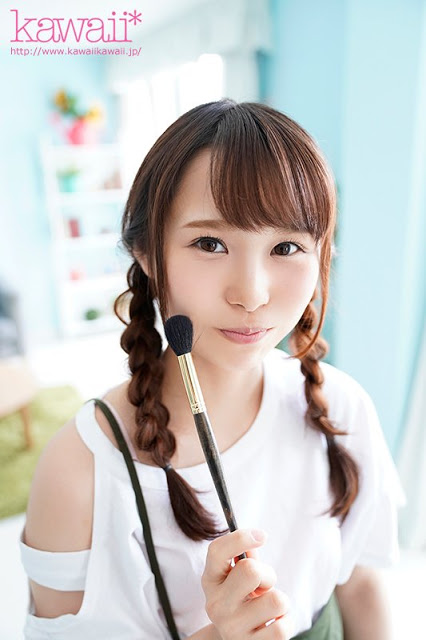 前偶像？AV女优化妆师？ C罩杯美少女「井上空」双重身分AV出道！