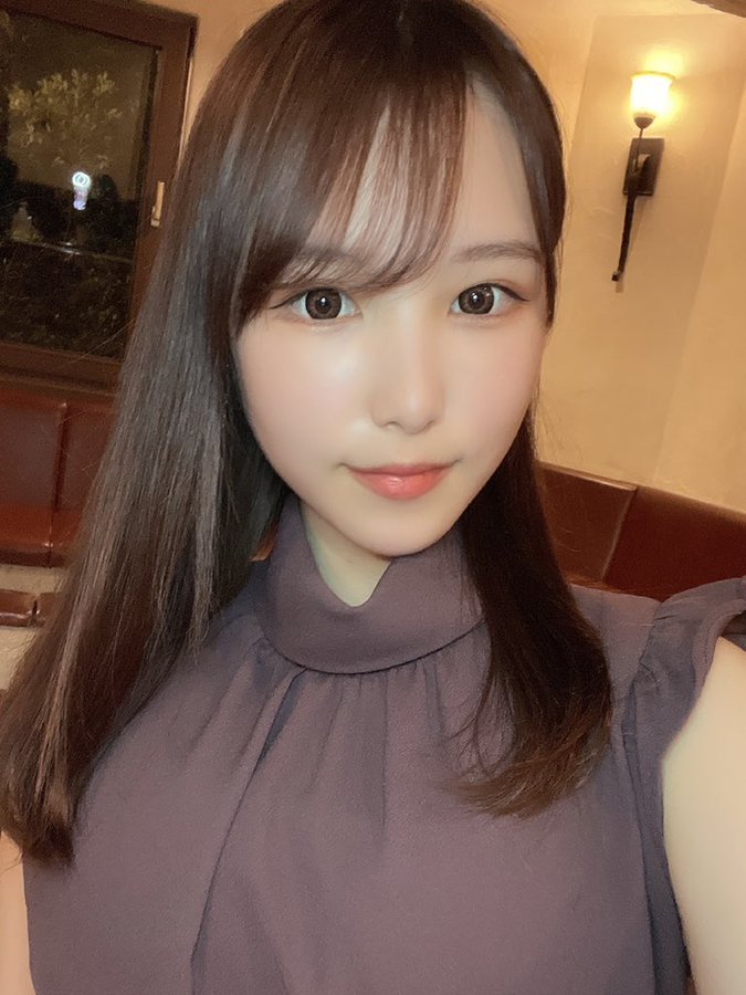 天使的微笑!C罩杯气质美少女“香水纯”S1专属AV出道!