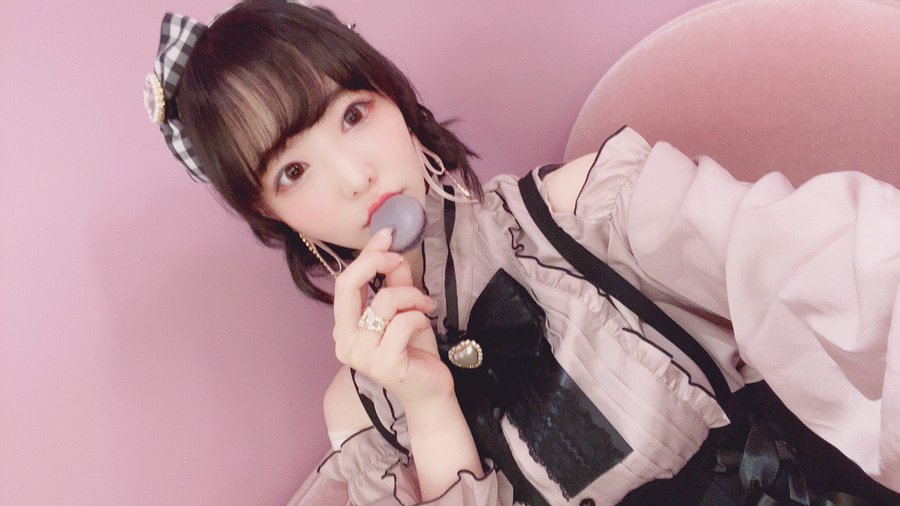 超火辣开胸洋装! G罩杯气质新人AV女优「三宫椿」庆推特2万追踪福利照洗版啦!