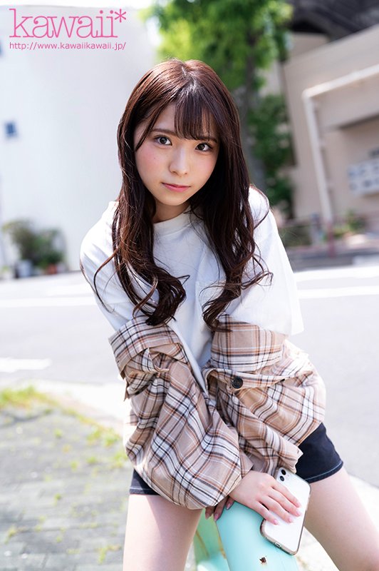 爱唱歌跳舞! 才女型可爱新人「天音结衣」AV出道想往多方面发展!