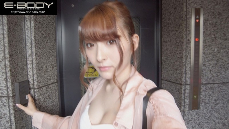 轻取上千追踪! 魔鬼身材美少女新人「衣吹花音」双马尾巨乳女仆照辣翻粉丝!