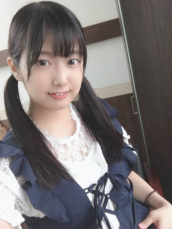 可爱小兔牙！D罩杯清纯美少女「前乃菜菜」改名再出发！