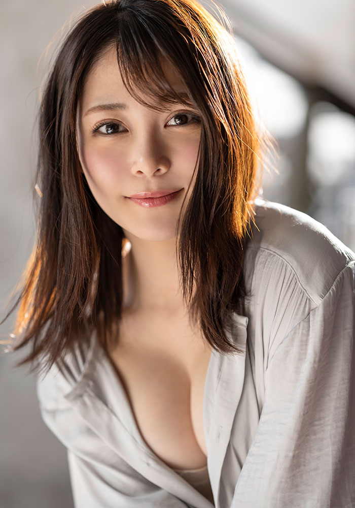 其实没什么人喜欢我吧?希代あみ(希代亚美)自爆很久没拍片了!