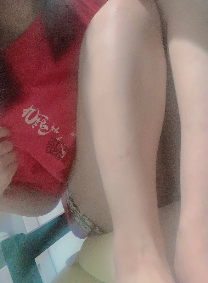 冲绳美少女! H罩杯白皙三线乐师「楪可怜」AV出道秀出一手好琴!