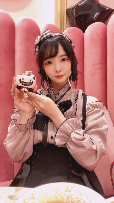 超火辣开胸洋装! G罩杯气质新人AV女优「三宫椿」庆推特2万追踪福利照洗版啦!