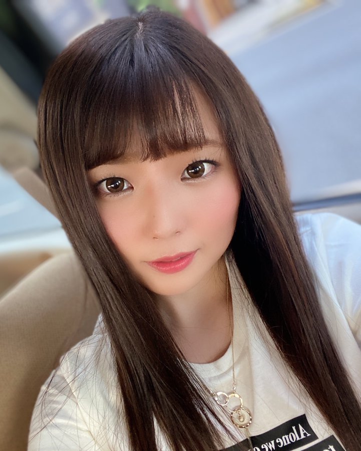大放福利? 乐仪队女孩「仲泽桃华」推特福利影片惊见胸前突起...
