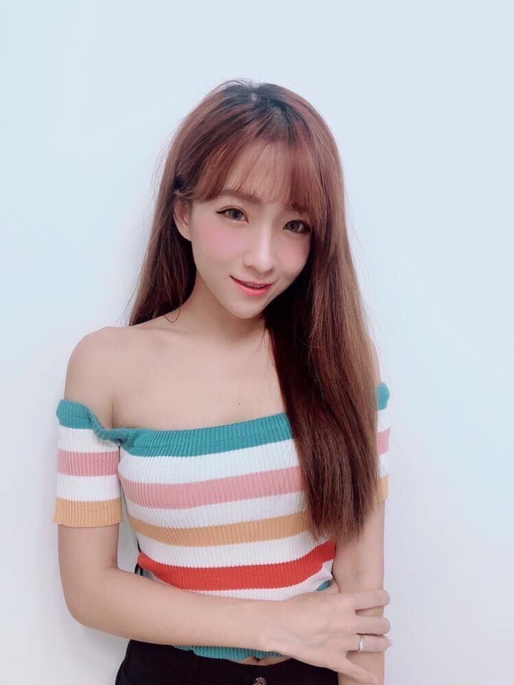 烤到脱衣服!气质正妹「Yuanyuan媛媛儿」超短热裤火辣烤肉