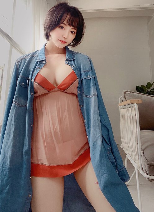 宝矿力最辣代言人？！ G罩杯火辣新人「三宫桩」全裸入镜免费代言！
