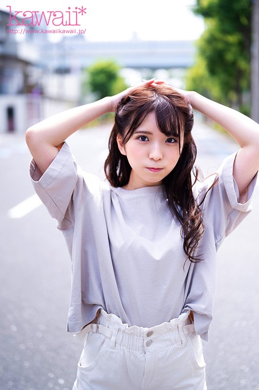 爱唱歌跳舞! 才女型可爱新人「天音结衣」AV出道想往多方面发展!