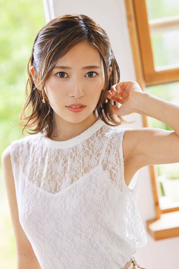 未婚先绿!F罩杯气质美女“如月美嘉”结婚前一周下海拍AV当场绿了未婚夫一脸!