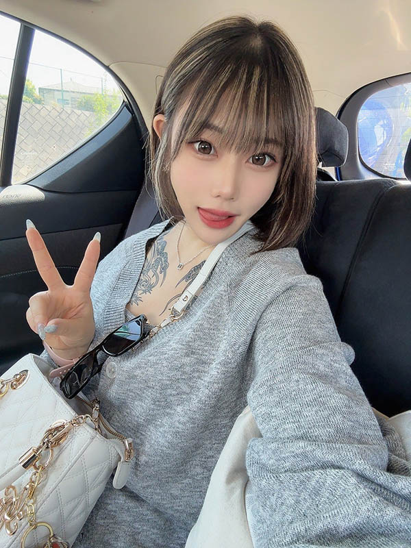 剑道甜美少女形象大转变!AV新星天泽铃「剪发+刺青逆天改造」惹议