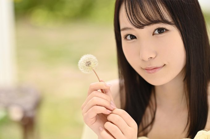 天使的微笑!C罩杯气质美少女“香水纯”S1专属AV出道!
