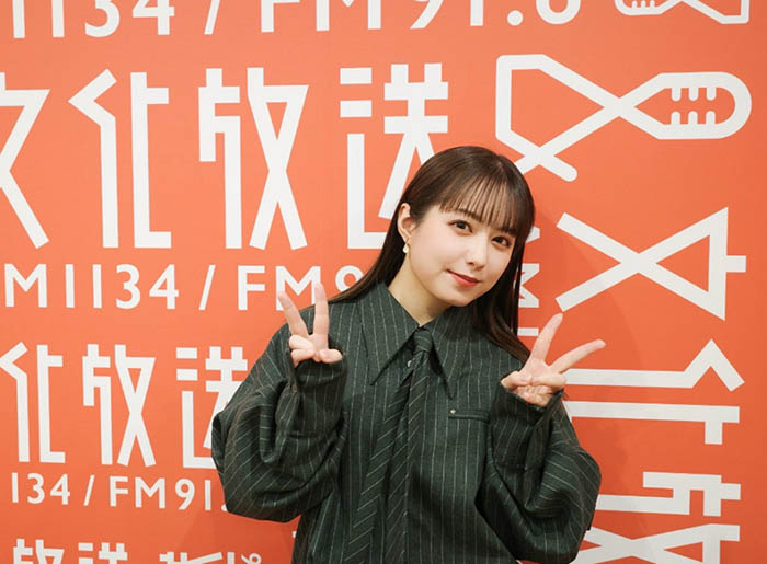 清纯妹子变身最强兵器!「电视台看板娘」进军AV界 签约金破亿日元