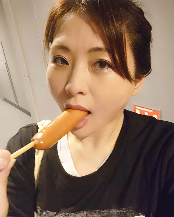 资深AV女优转身「睾丸按摩师」?E奶熟女松本亚璃沙引退近况曝光