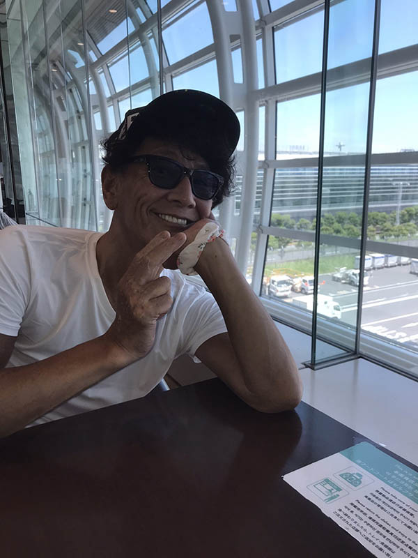 64岁加藤鹰自爆五年没做爱!实测金手指「20秒160下」宝刀未老