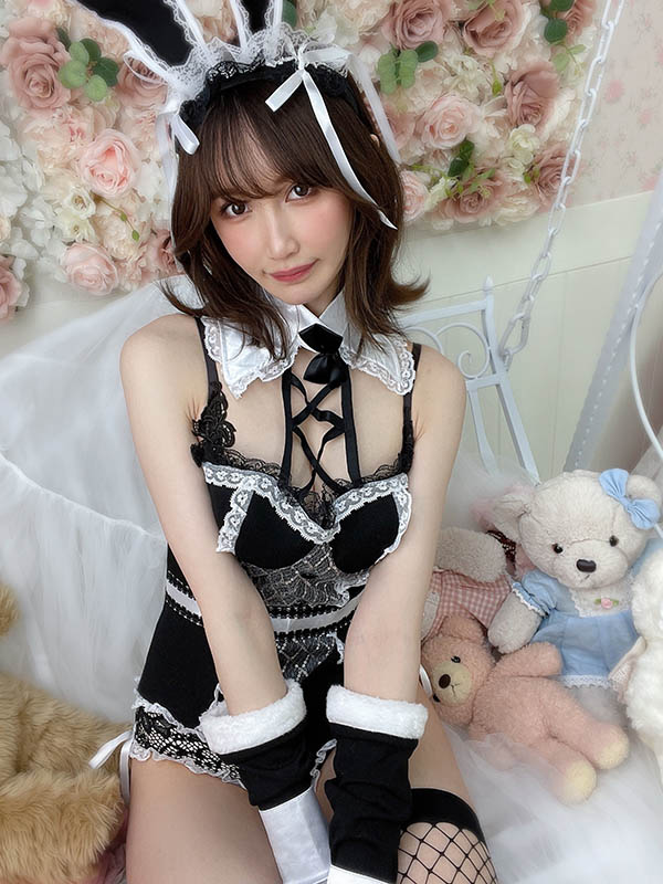 【速报】绝美细身巨乳!好久不见的她回来啦!