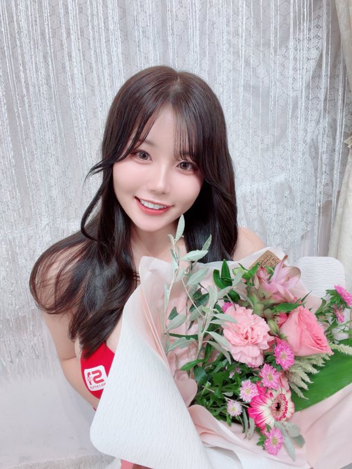 特大号第2弹！20岁I罩杯水嫩爆乳顶级新人「希望美羽」10月新作决战恶烂大叔！