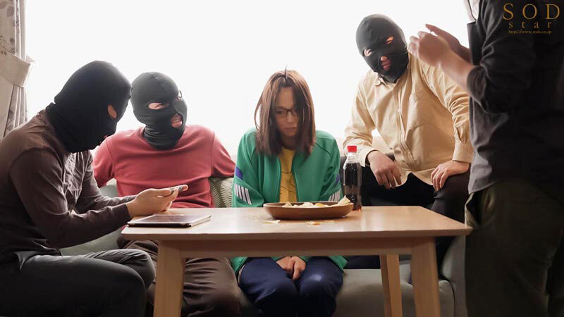 丧女ニート(丧女尼特族)第三集!天宫花南这次被很坏的蛋蛋们玩到外翻了! ...