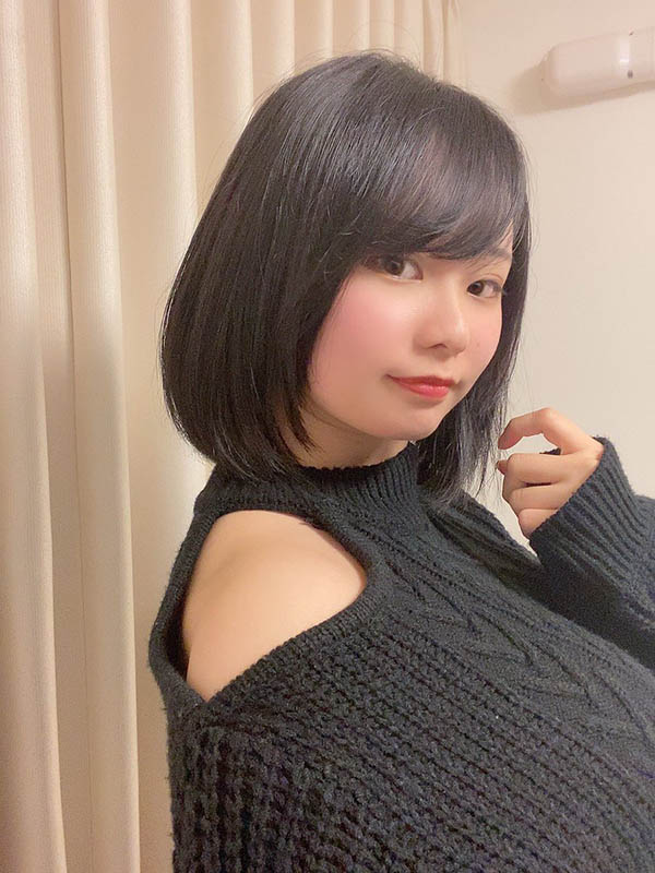 真材实料! H罩杯火辣AV女优「中山富美香」推特帐号启动、一周内迫上千追踪!