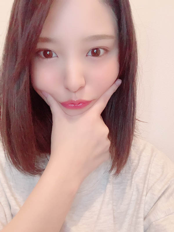 暗黑界最强「短发发片机器」ひなた澪回归！留回长发「妹系气场」爆棚满血回归