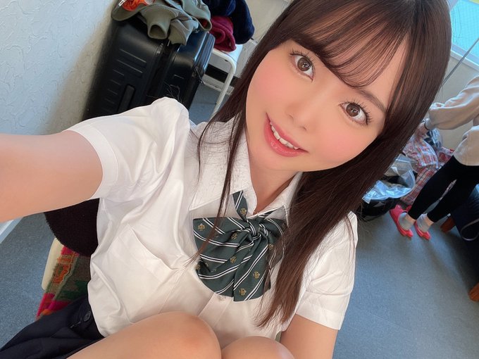 亲戚因自己是AV女优被霸凌!AV女优“百瀬明日香”无奈表示:难道我是杀人犯吗...
