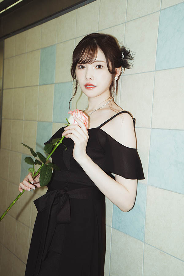 思考一夜,新ありな(新有菜)引退直播的完整内容以及我的感想。 ...