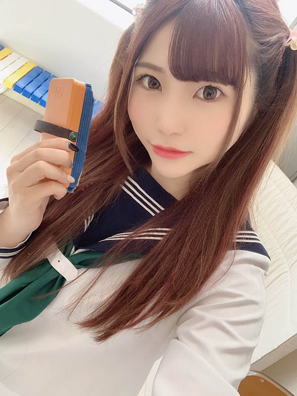 摄影会美照连发! 清纯美少女「佐伯树理奈」AV出道!