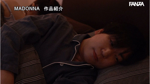 这个老公怪怪的⋯喜欢在电影院看筿原いよ(筿原伊代)被NTR! ...