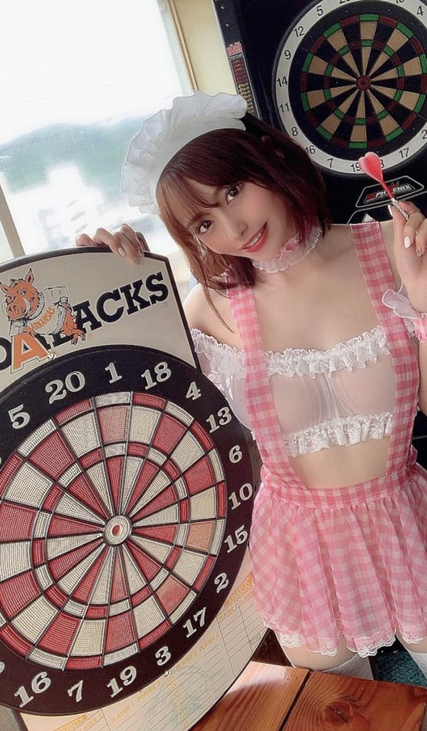 豪乳即正义! F罩杯女神「伊藤舞雪」示范真空洋芋片吃法引来破万赞!