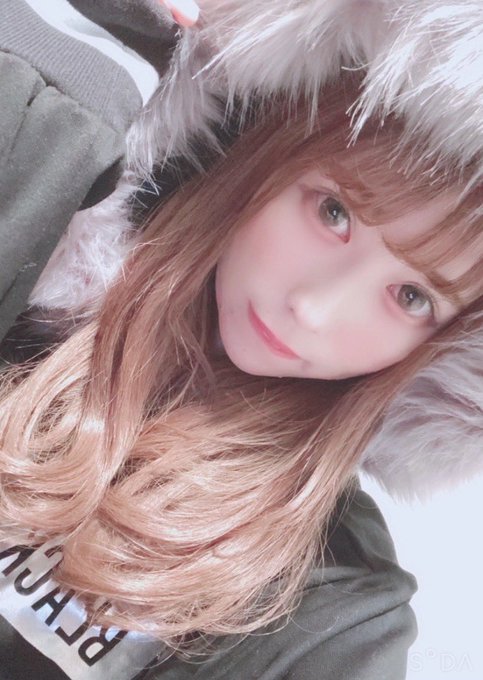 雪白胸弹来袭! F罩杯大尺度写真偶像「塚本奈子」AV出道!