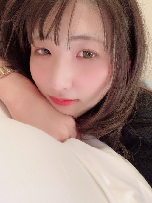 隐藏版素人大姐姐! 22岁气质G罩杯美女「凪泽诗音」!