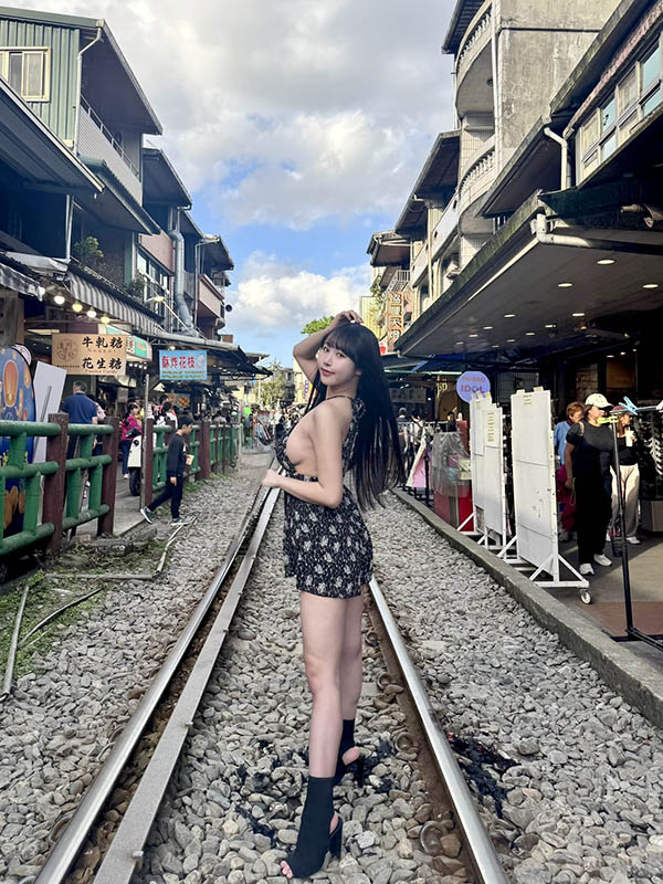 来台湾长住的I罩杯写真女优解禁!宇佐美りな(宇佐美里菜)AV出道了? ...