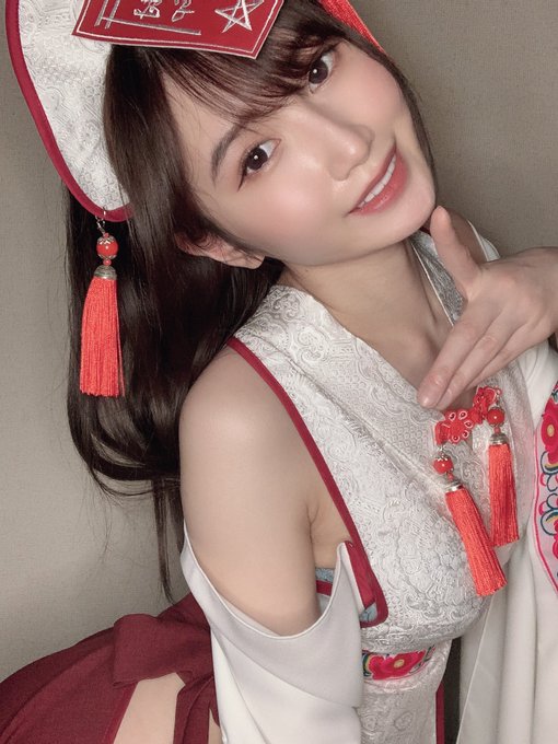 写真偶像实力发挥！F罩杯甜心美少女「天川空」魅问：喜欢胸还是臀呢？
