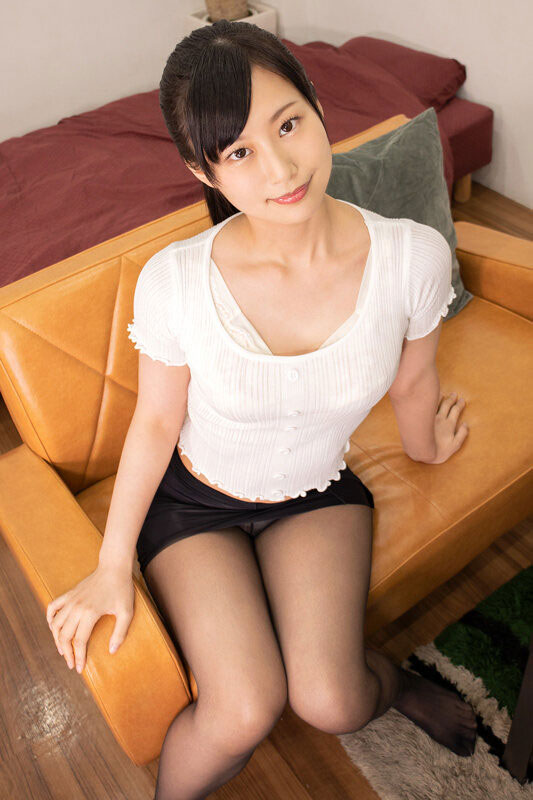 护士转行女优受AV新法拖累？自爆三个月只赚九万穷到「粉丝捐卫生纸」
