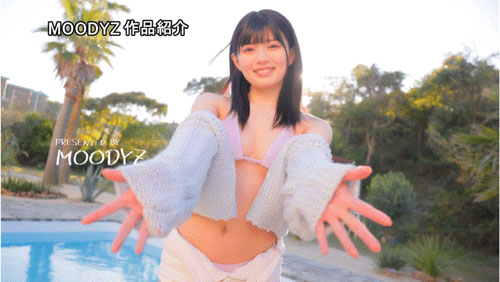 最高等级的可爱！明镜止水的她是受到月亮眷顾的神秘女优！ ... ...