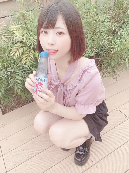 G罩杯火辣新人「葵伊吹」推特福利真空帽T辣翻粉丝、粉丝人数直线上涨!