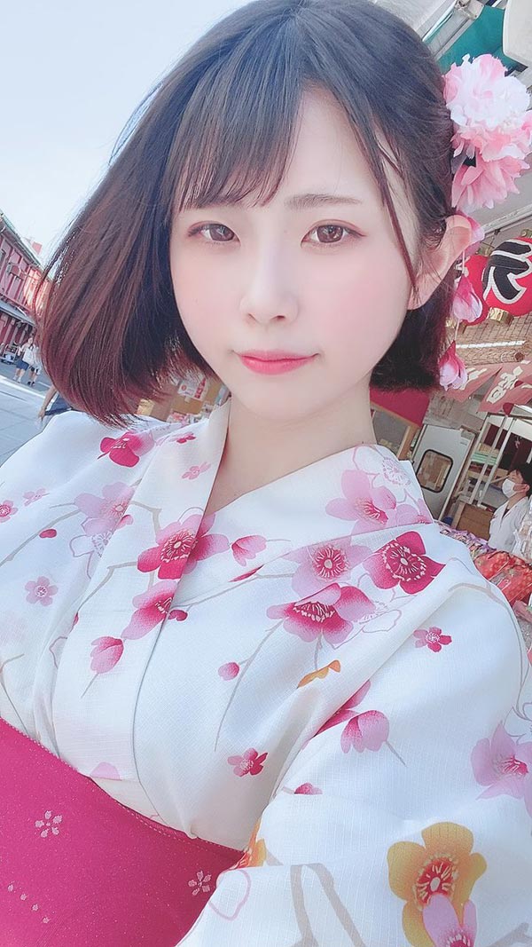 G罩杯火辣新人「葵伊吹」推特福利真空帽T辣翻粉丝、粉丝人数直线上涨!