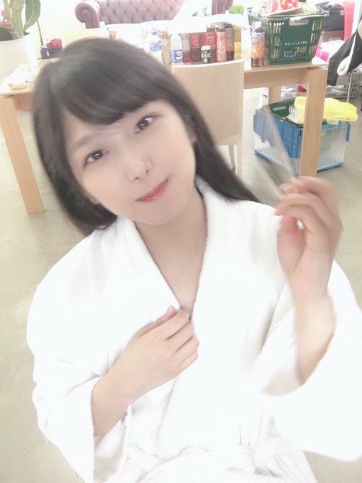 可爱小兔牙！D罩杯清纯美少女「前乃菜菜」改名再出发！