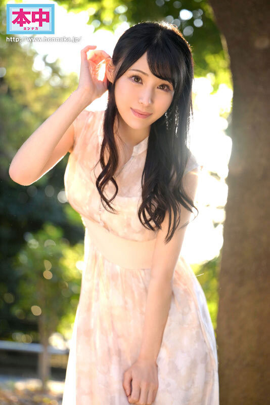 神之腰再现尘寰！超级新人「上田纱奈」竟然是久违7年再出道的她！ ... ... ...