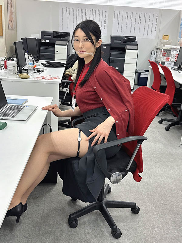 SOD集团最强秘密兵器！168公分、大长腿的女子社员「解禁」准备出道？ ...