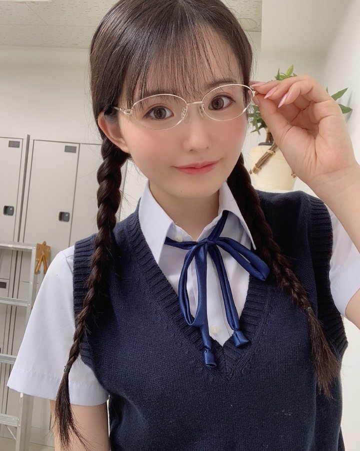 恸!169公分长腿白皙美少女“乙白沙也加”突宣布下个月AV引退!