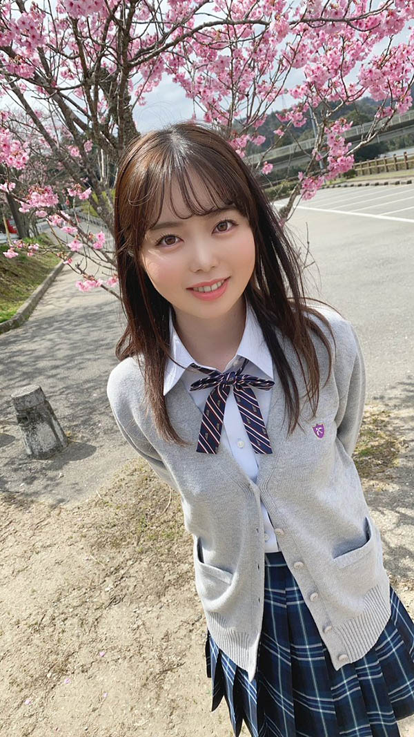 亲戚因自己是AV女优被霸凌!AV女优“百瀬明日香”无奈表示:难道我是杀人犯吗...