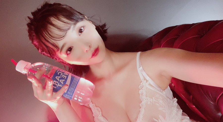 宝矿力最辣代言人？！ G罩杯火辣新人「三宫桩」全裸入镜免费代言！