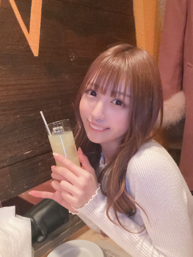 泳装比赛后冠! F罩杯巨乳美少女“朝日奈华莲”AV出道大秀冠军级身材!