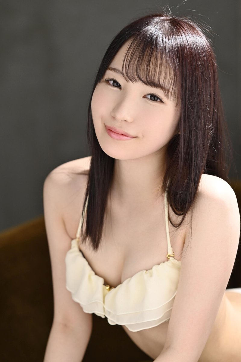 天使的微笑!C罩杯气质美少女“香水纯”S1专属AV出道!